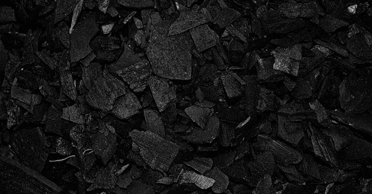 иллюстрация на тему "О древесной смоле… и ручной рубке"