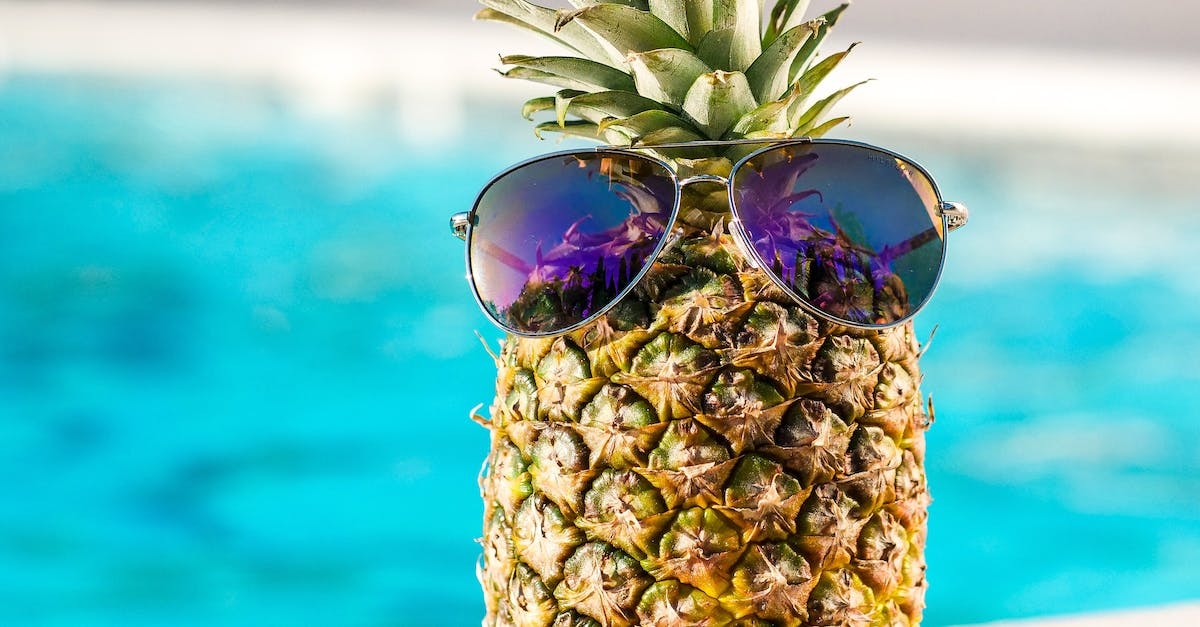 иллюстрация на тему "Кому необходима встреча с психотерапевтом?"