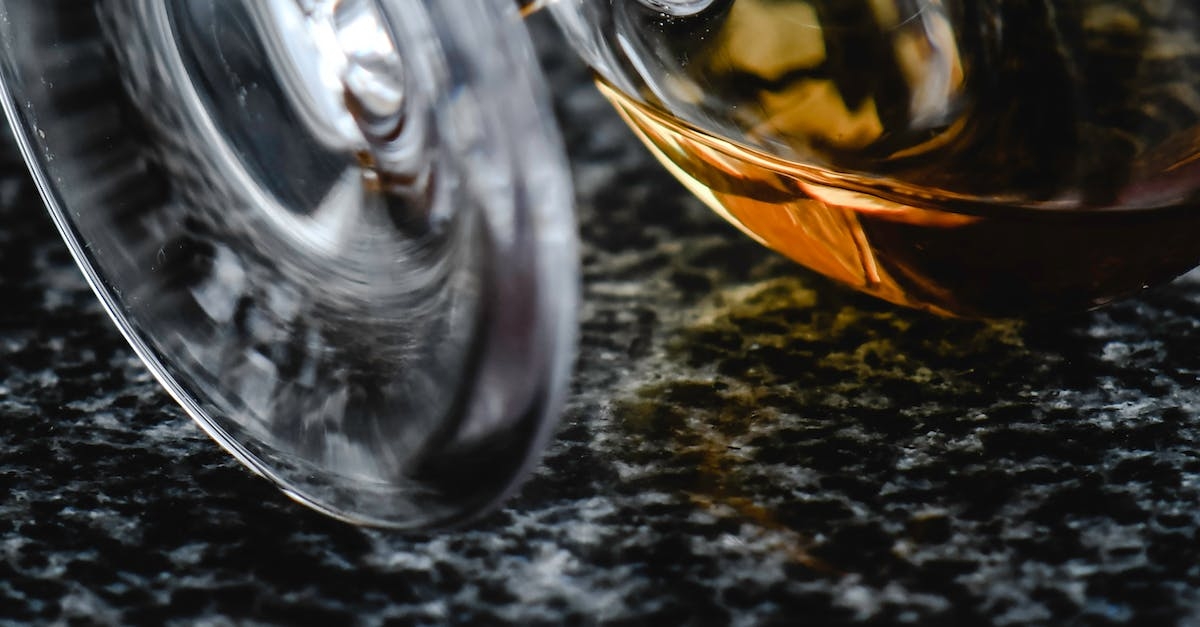 иллюстрация на тему "Прозрачность и нежность снова в моде"