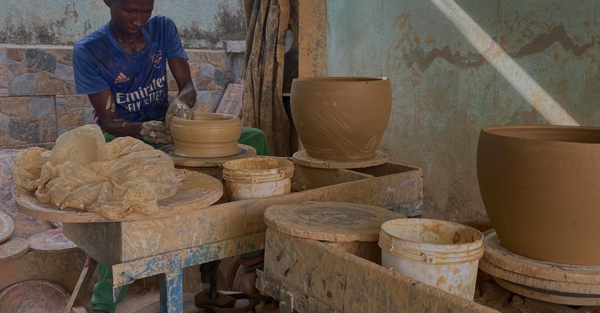 иллюстрация на тему "Отека руки после операций на молочной железе"