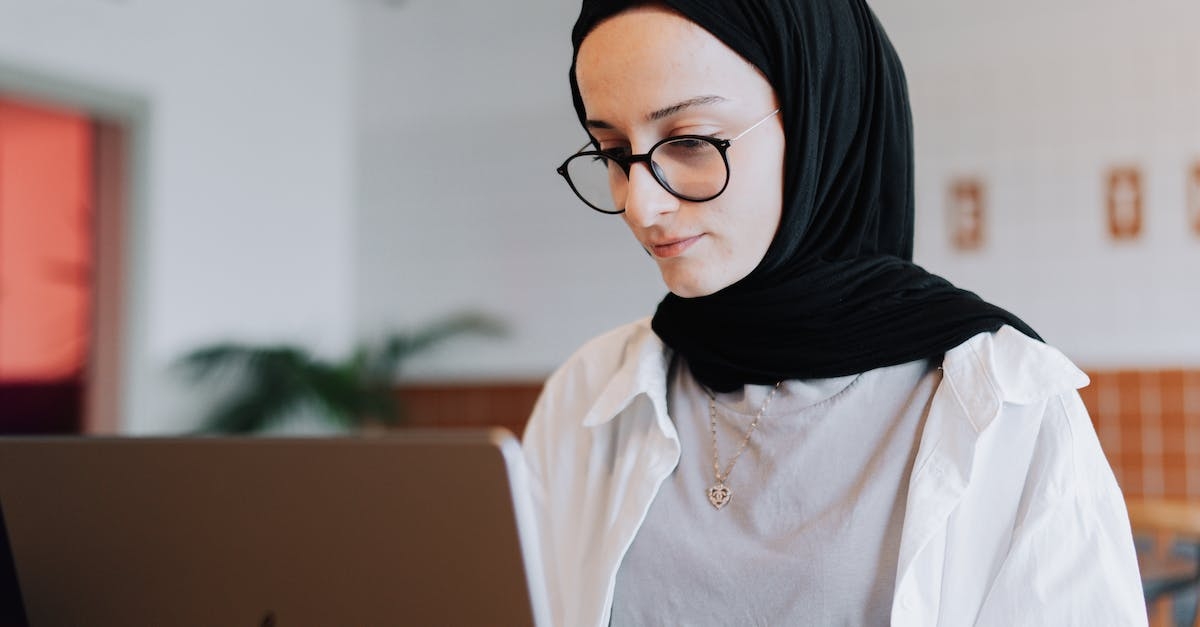 иллюстрация на тему "Современный рекламный трюк"