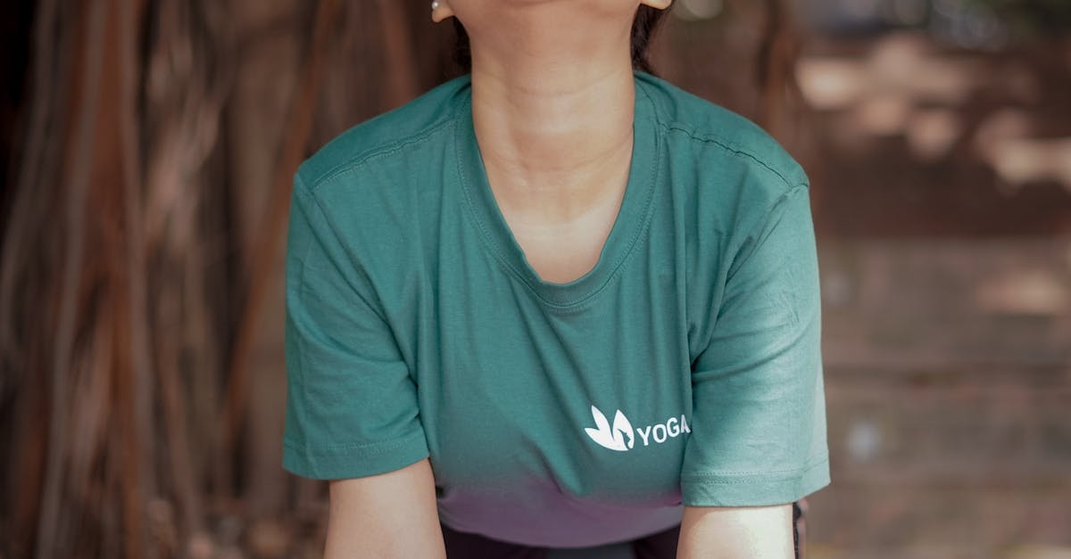 иллюстрация к статье "Горячая йога: путь к здоровью и гармонии через тепло"