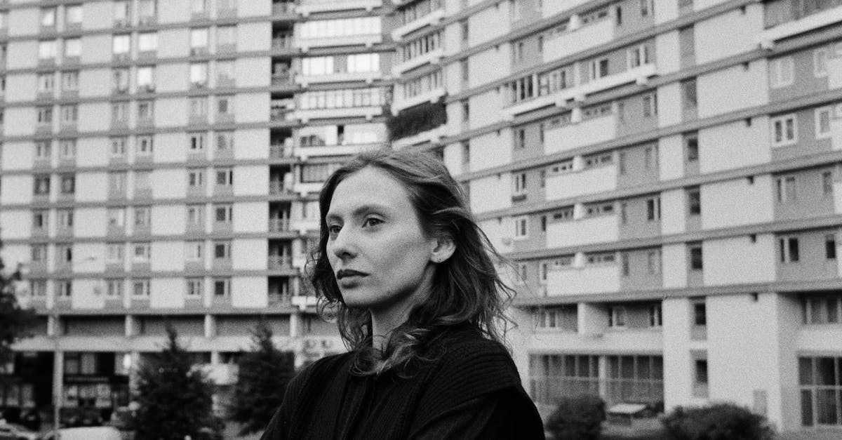 иллюстрация на тему "Приватизация квартиры. За и против."